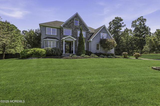 11 Swallow Tail Court, Jackson, NJ 08527
