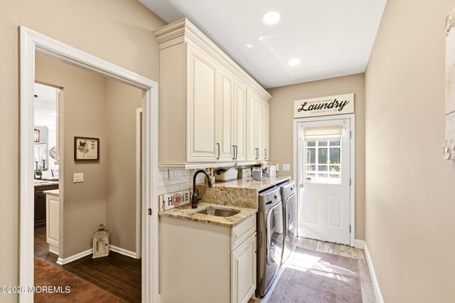 11 Swallow Tail Court, Jackson, NJ 08527