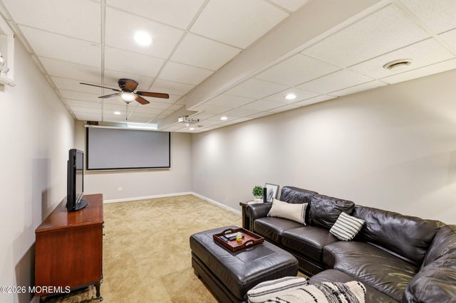 11 Swallow Tail Court, Jackson, NJ 08527