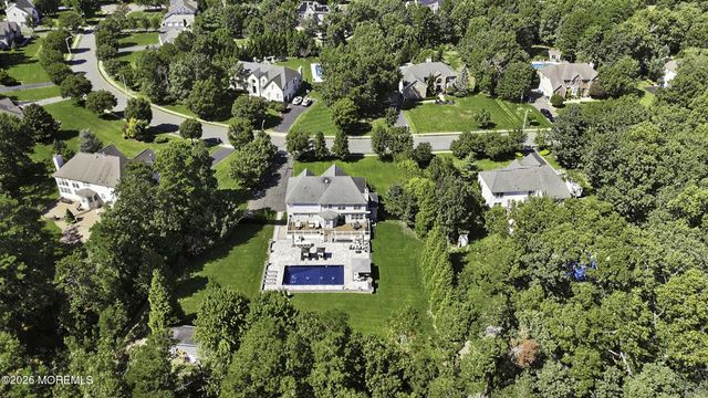 11 Swallow Tail Court, Jackson, NJ 08527