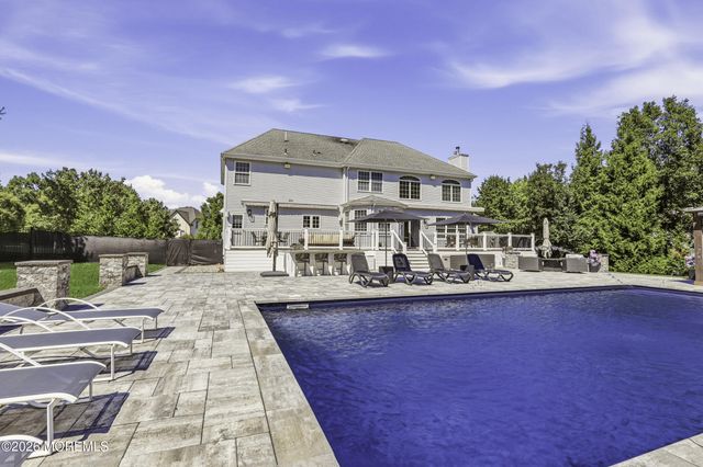 11 Swallow Tail Court, Jackson, NJ 08527