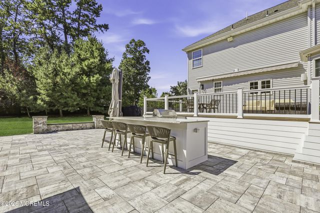 11 Swallow Tail Court, Jackson, NJ 08527