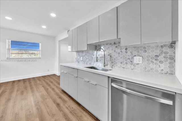 1200 SW 130th Ave 412G, Pembroke Pines, FL 33027