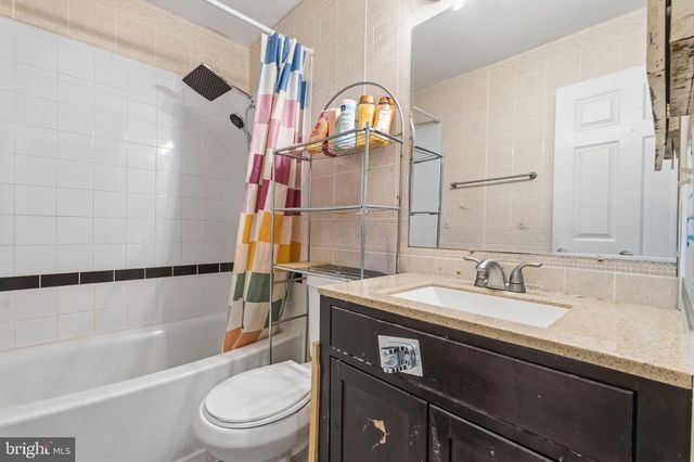 5815 FALKLAND PL, Capitol Heights, MD 20743