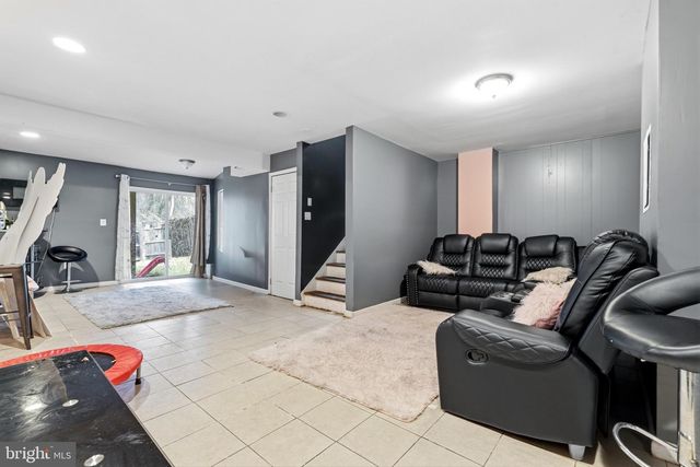 5815 FALKLAND PL, Capitol Heights, MD 20743