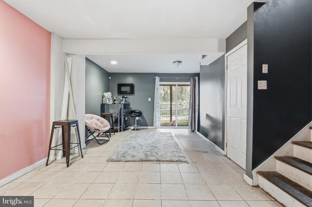 5815 FALKLAND PL, Capitol Heights, MD 20743