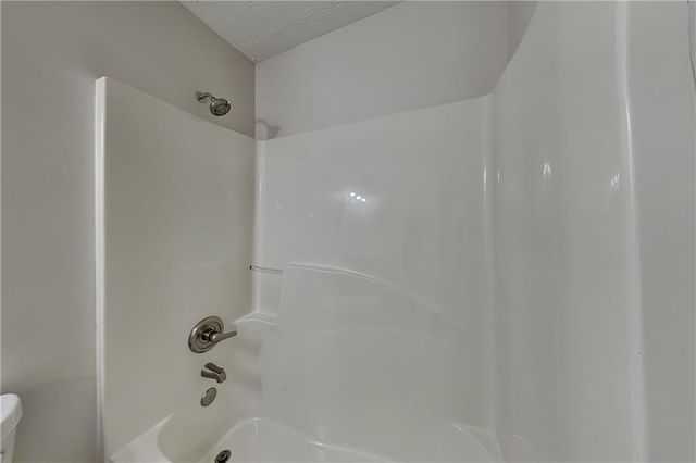 4642 Devencrest Lane, Buford, GA 30519