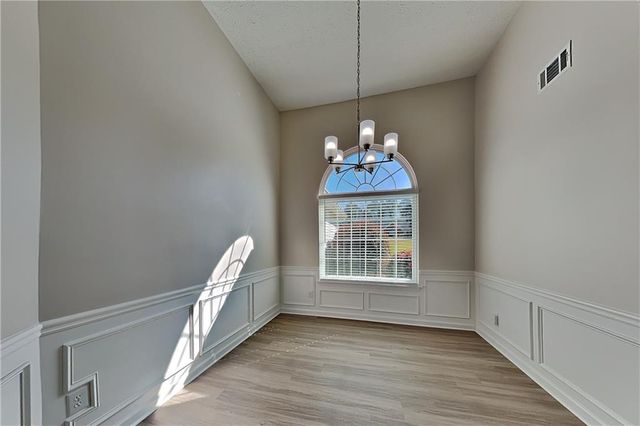 4642 Devencrest Lane, Buford, GA 30519