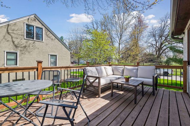3001 Groveland School Road, Minnetonka, MN 55391