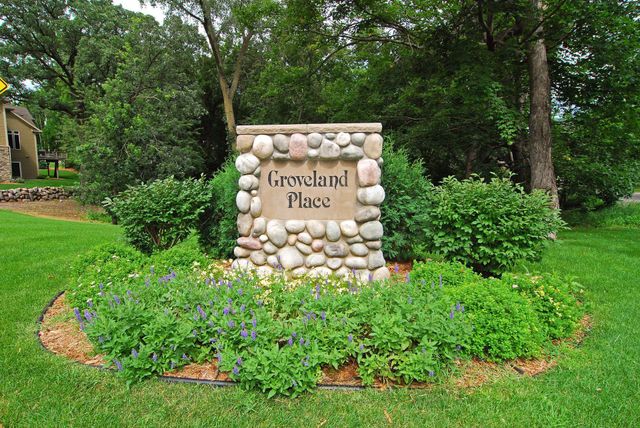 3001 Groveland School Road, Minnetonka, MN 55391