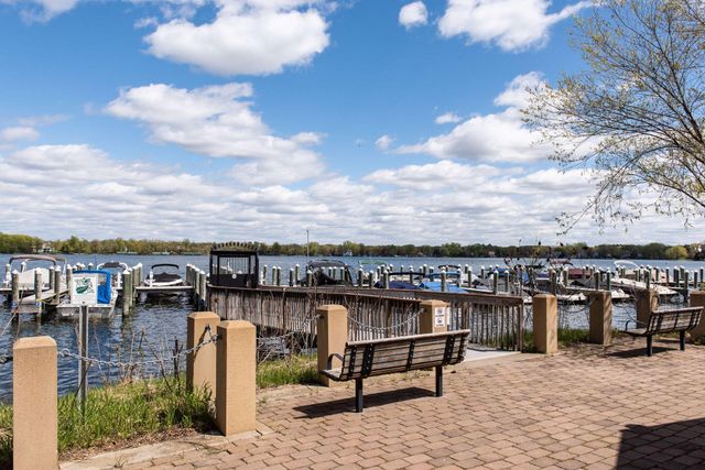 3001 Groveland School Road, Minnetonka, MN 55391