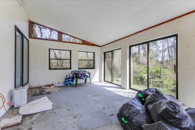 7537 Old St Augustine Road, Tallahassee, FL 32301