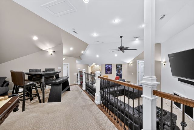 318 Hurst Dr, Old Hickory, TN 37138