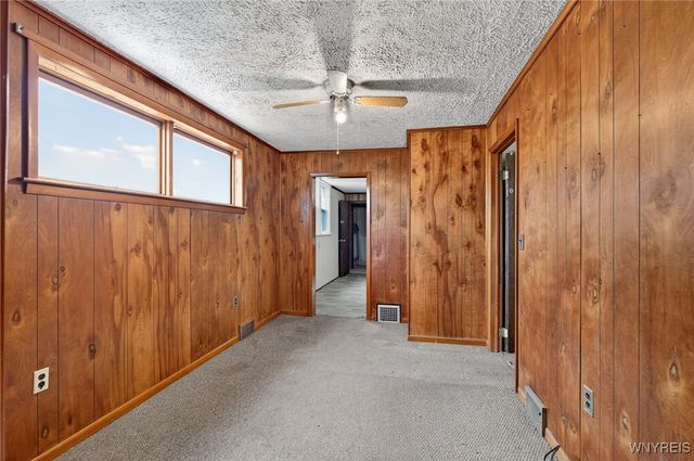 221 Kirby Avenue, Lackawanna, NY 14218