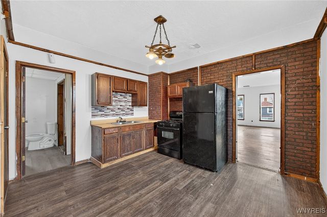 221 Kirby Avenue, Lackawanna, NY 14218