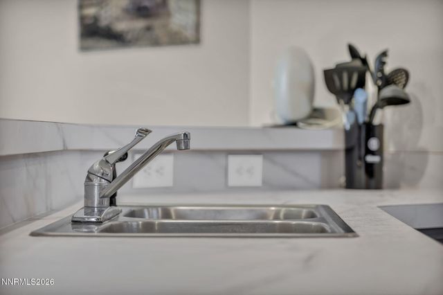 1495 Lake Avenue, Silver Springs, NV 89429