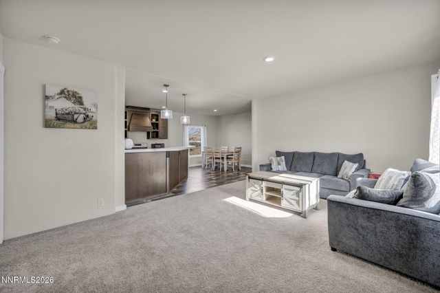 1495 Lake Avenue, Silver Springs, NV 89429