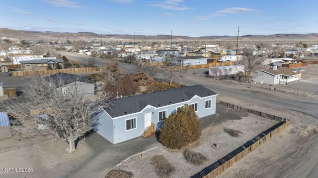 1495 Lake Avenue, Silver Springs, NV 89429