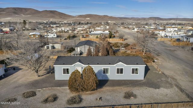 1495 Lake Avenue, Silver Springs, NV 89429