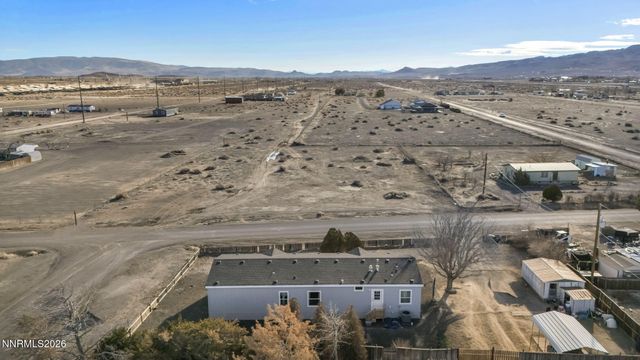 1495 Lake Avenue, Silver Springs, NV 89429