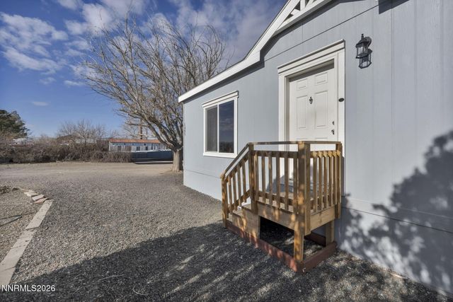 1495 Lake Avenue, Silver Springs, NV 89429