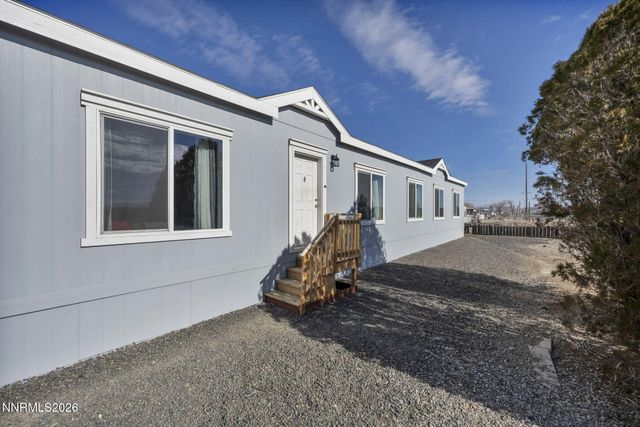 1495 Lake Avenue, Silver Springs, NV 89429