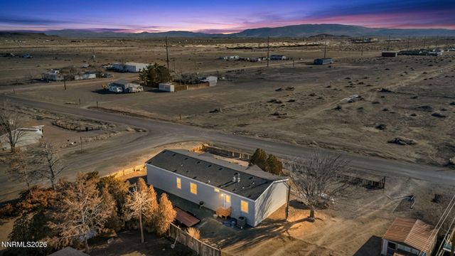 1495 Lake Avenue, Silver Springs, NV 89429