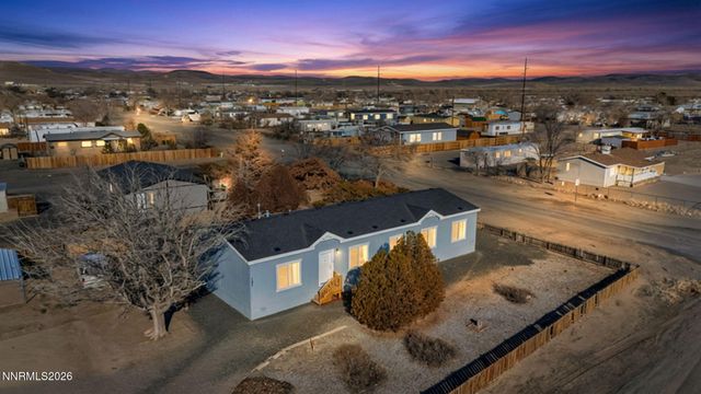 1495 Lake Avenue, Silver Springs, NV 89429