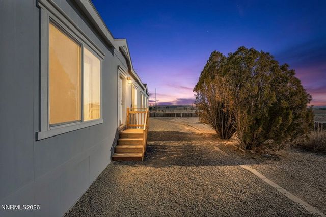 1495 Lake Avenue, Silver Springs, NV 89429