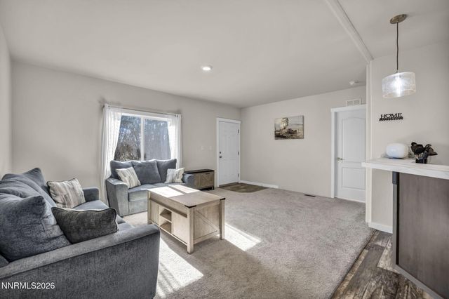 1495 Lake Avenue, Silver Springs, NV 89429