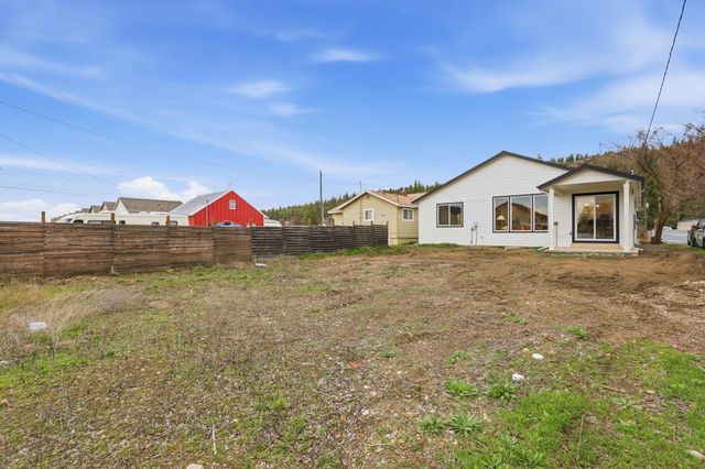 4914 E Fairview Ave, Spokane, WA 99217