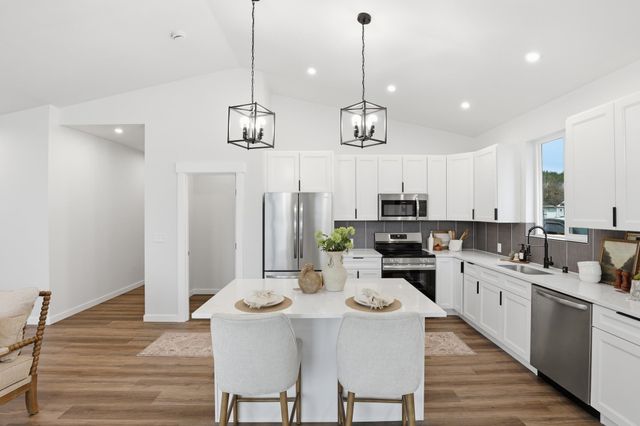 4914 E Fairview Ave, Spokane, WA 99217