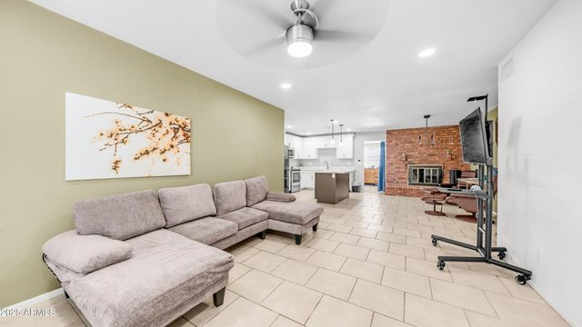 13131 W SIERRA VISTA Drive, Glendale, AZ 85307