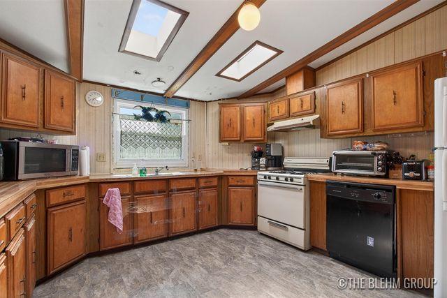 11235 Caron Street, Lowell, MI 49331