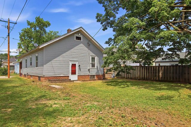 2111 Lawn STREET, Racine, WI 53404