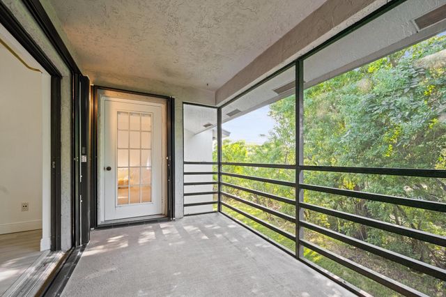 1210 SE Parkview Place 9, Stuart, FL 34994