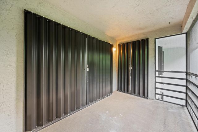 1210 SE Parkview Place 9, Stuart, FL 34994