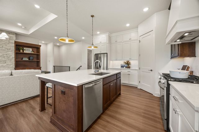 2642 SE Steele Drive, Waukee, IA 50263