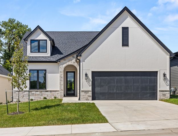 2642 SE Steele Drive, Waukee, IA 50263