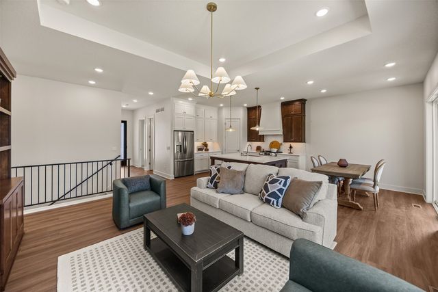 2642 SE Steele Drive, Waukee, IA 50263