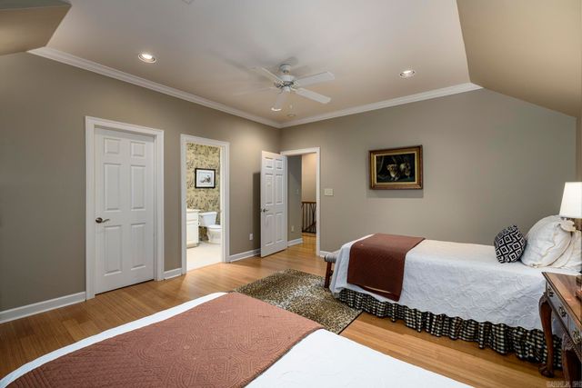 18 St Johns Place, Little Rock, AR 72207