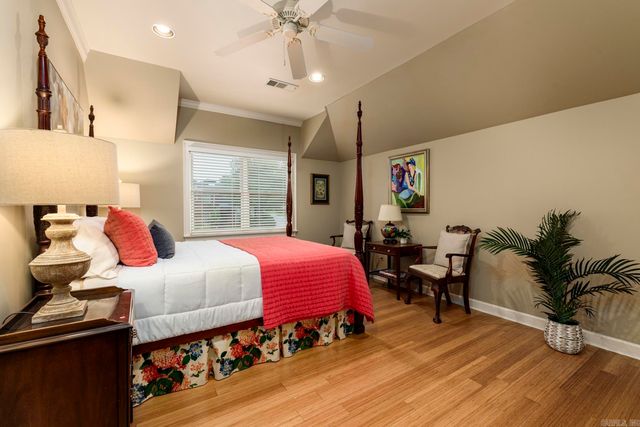 18 St Johns Place, Little Rock, AR 72207