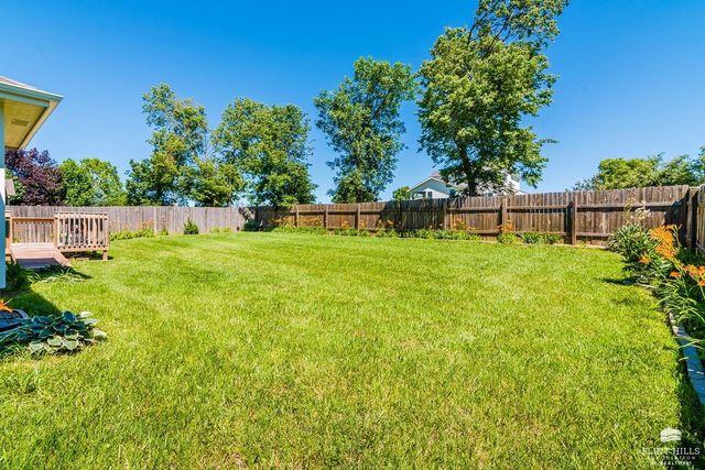 8797 Nellie Drive, Manhattan, KS 66502
