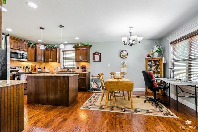 8797 Nellie Drive, Manhattan, KS 66502
