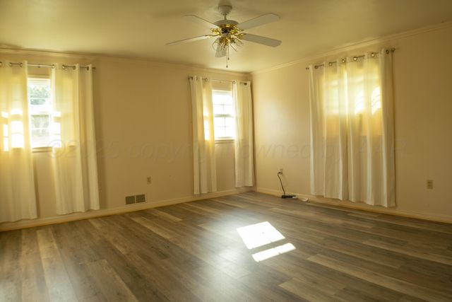 307 E Linda Drive, Pampa, TX 79065