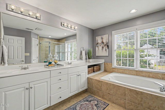 405 Chanticlair Drive, Apex, NC 27502