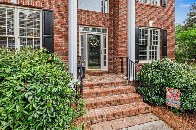405 Chanticlair Drive, Apex, NC 27502
