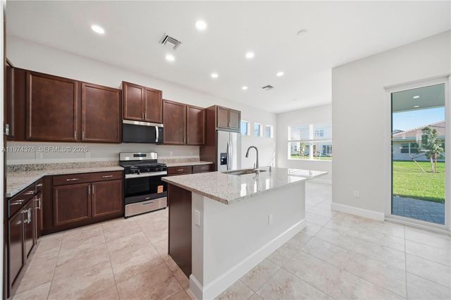 14200 Foothill Falls Way, Westlake, FL 33470