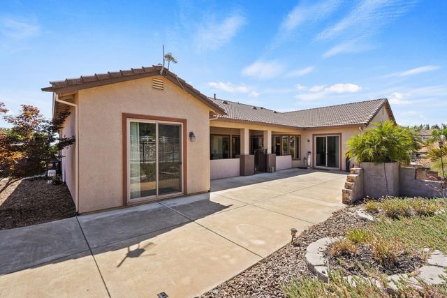 11875 Gidaro Dr, Elk Grove, CA 95624