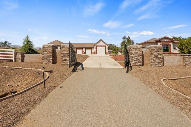 11875 Gidaro Dr, Elk Grove, CA 95624